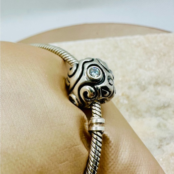 EUC Pandora 790869CZ Sterling Silver Large Day Dream Charm w/ Clear Zirconia - Picture 6 of 13